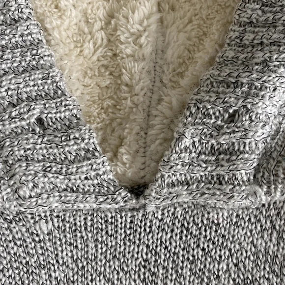 Kian D silver and black pullover hoodie - Picture 3 of 17